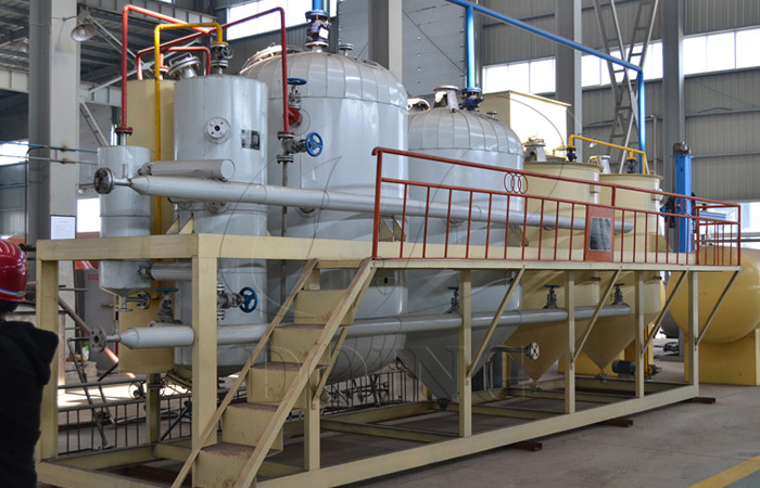 “精炼设备”和“精炼机”根本不是一个机器，不要混淆了