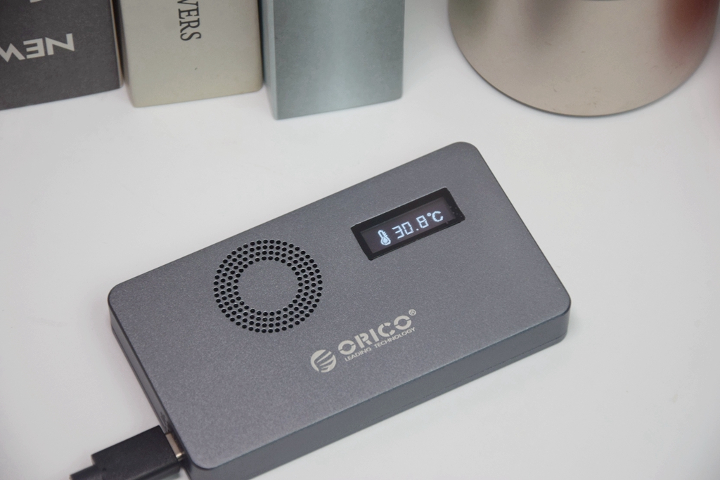 炎热夏天机箱,天气炎热笔记本散热