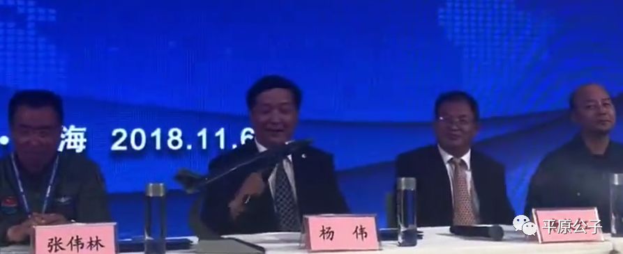 装备了矢量引擎的“新网红”，风头盖过了J20