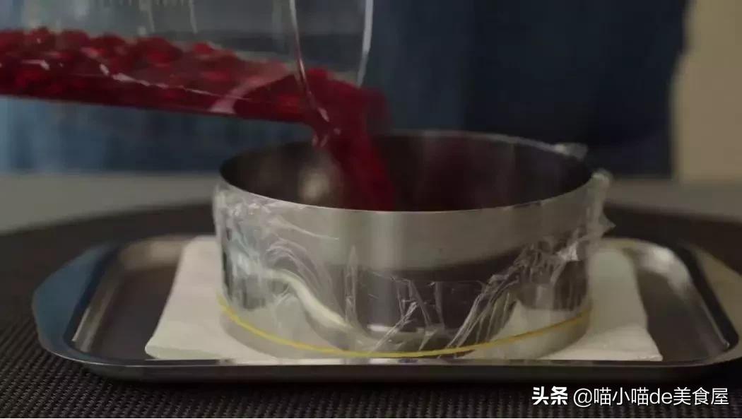 它火遍韩国私房圈，红宝石奶油芝士蛋糕，咬一口得多少钱？