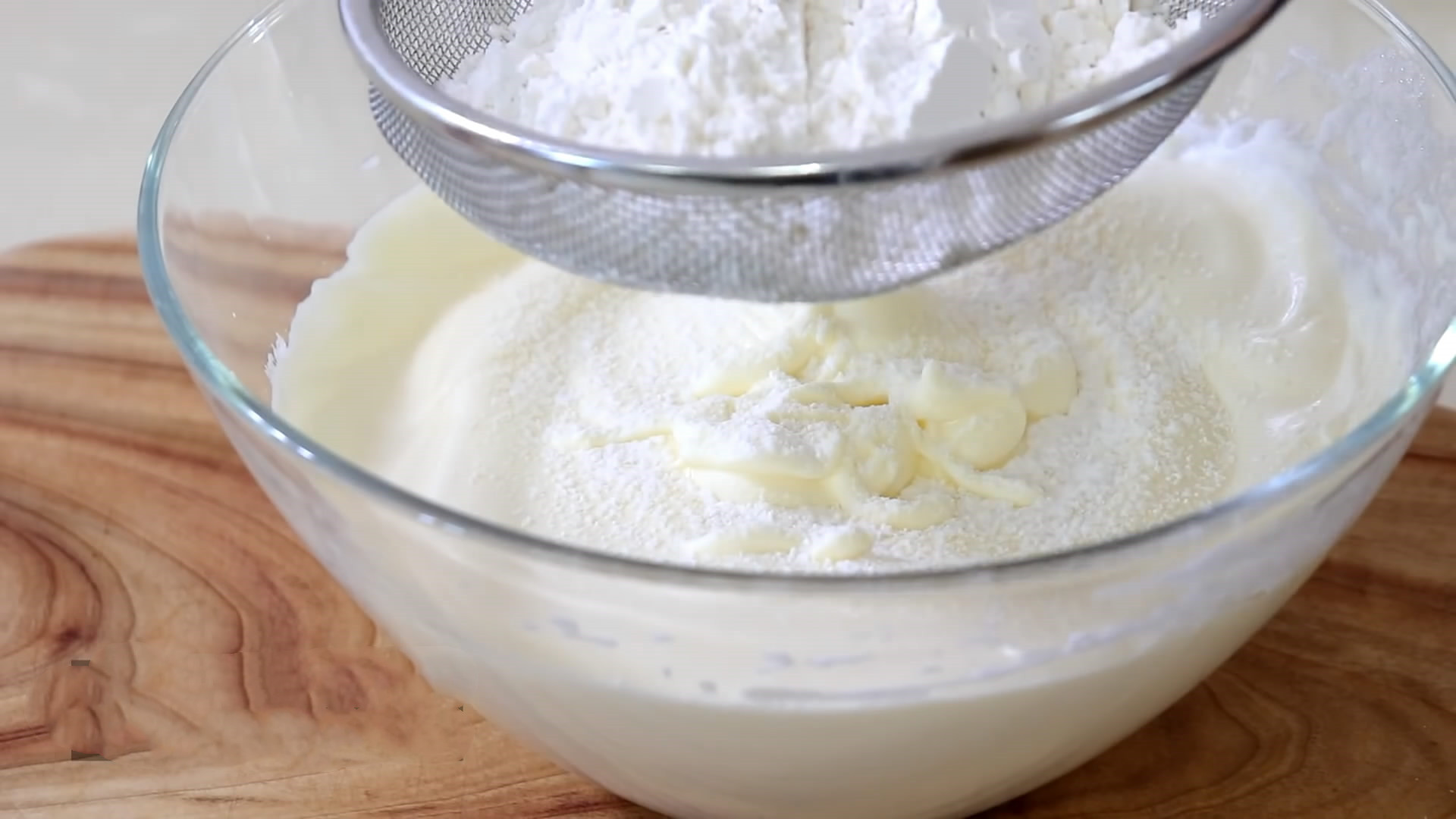 正宗提拉米苏做法,提拉米苏正宗做法没有芝士