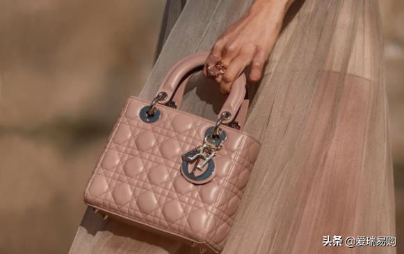 各大品牌包袋,十大最不保值的包袋