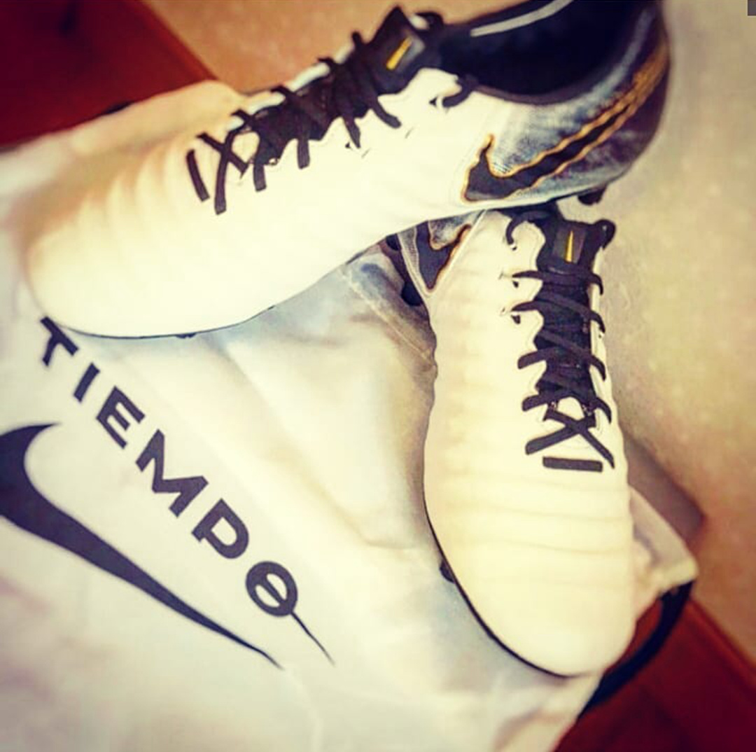 2020年enjoyz足球鞋评测,enjoyz儿童足球鞋