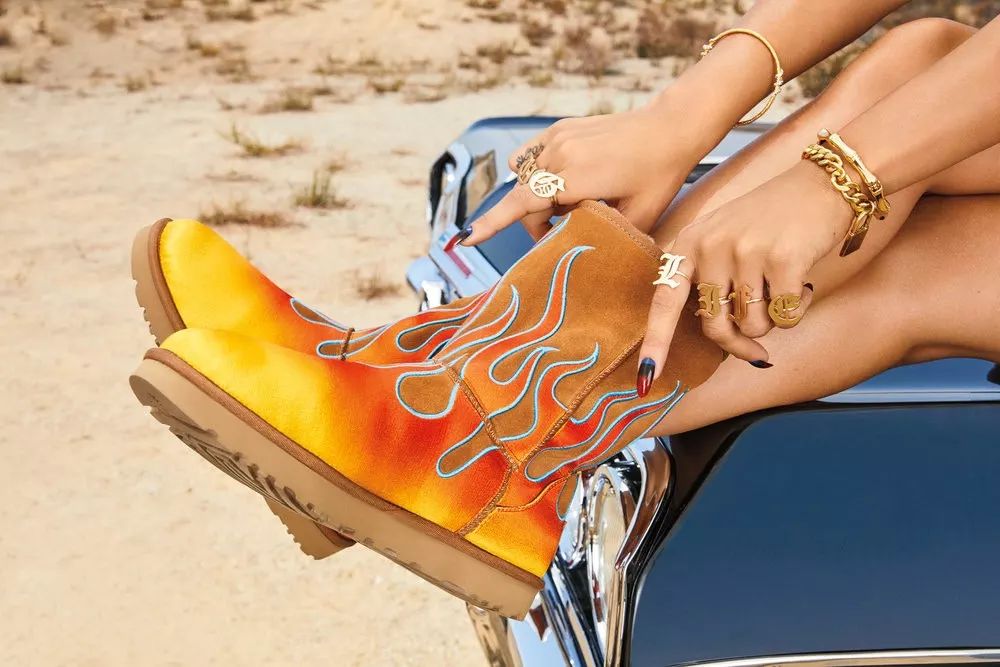 ugg的雪地靴是皮毛一体的吗,wedgeugg联名雪地靴