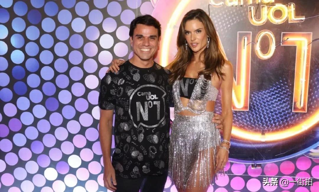 维密超模aa走秀竖屏,维密超模aa出席