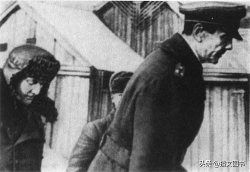 保卢斯，这位第三帝国忠诚的军官，对违背希特勒的命令犹豫起来了