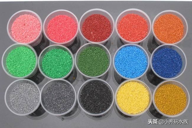 介绍水族箱中常用的化妆沙与使用场景，总有一种适合你！