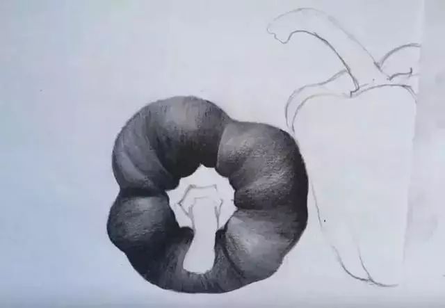 素描彩铅蔬菜画,蔬菜素描画法步骤图