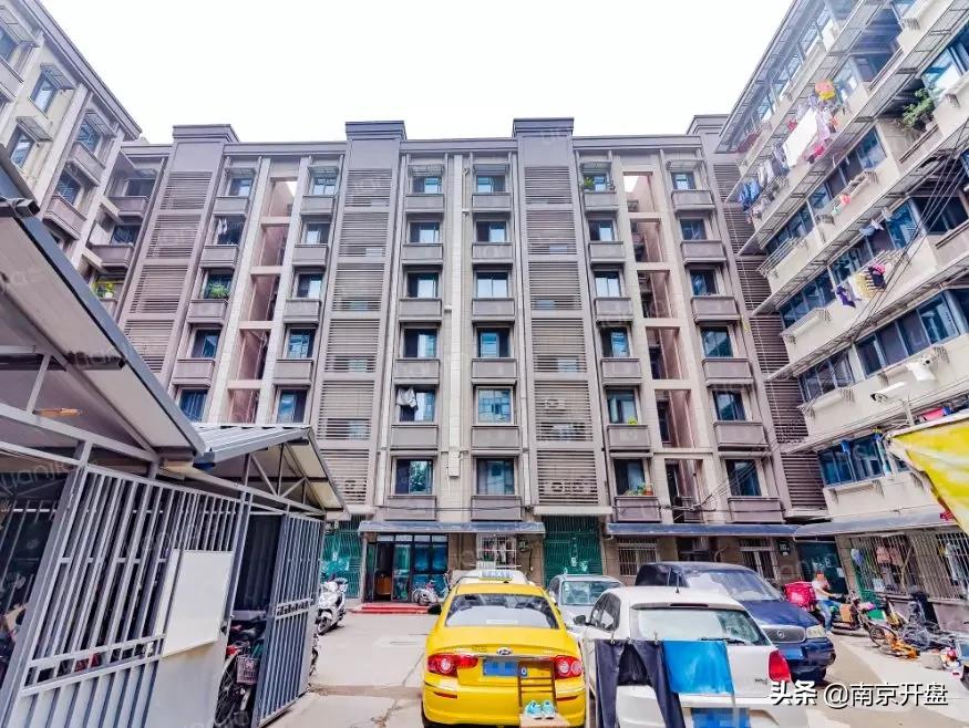 最近十年南京房价涨得最多的小区,南京房价第一个突破15万的小区