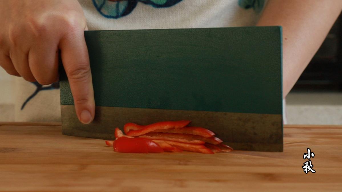 用面包糠做好吃的简单做法,1个萝卜