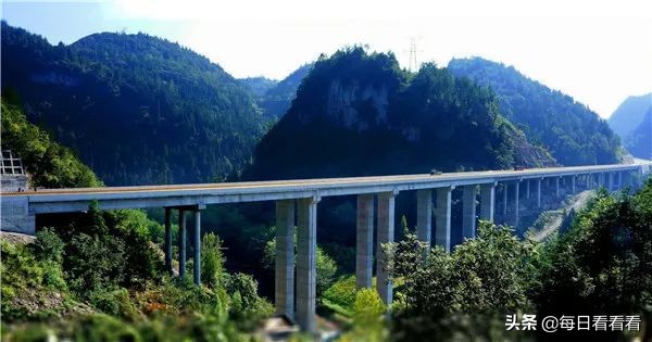 利川风景纯享,利川城边看风景