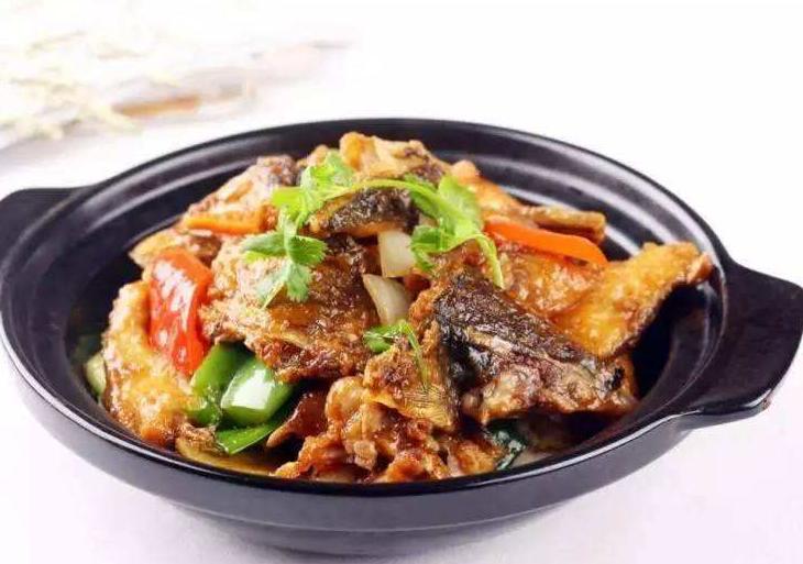 咸鱼也能大翻身,咸鱼可以烧土豆吗