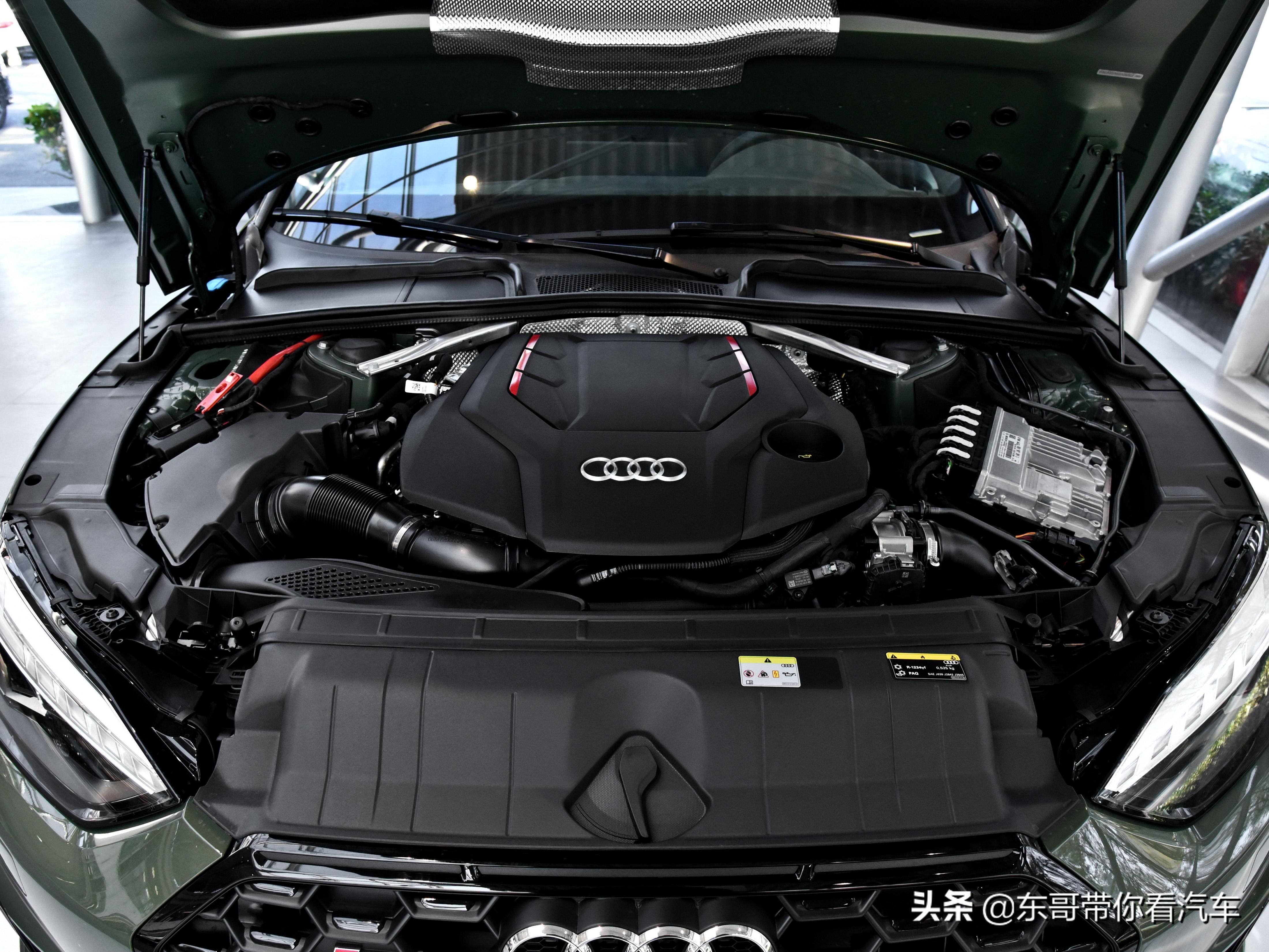 奥迪s5sportback黑武士,德系大排量自吸车