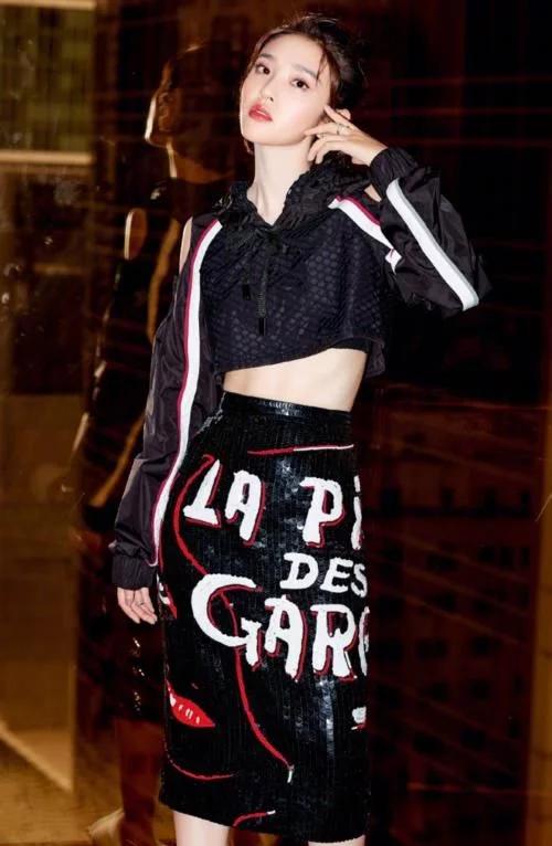 唐艺昕性感风造型,唐艺昕卫衣