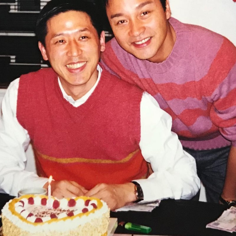 张国荣唐鹤德简历,张国荣唐鹤德相册