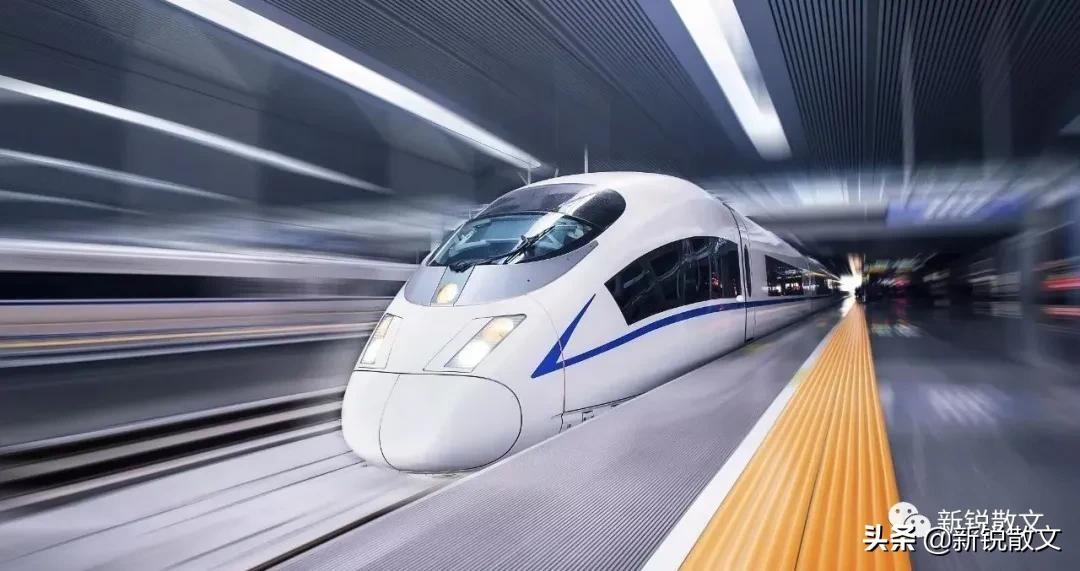 走路不再赶脚，但每个人的心路仍需跋涉，你的脚下便是你的天下