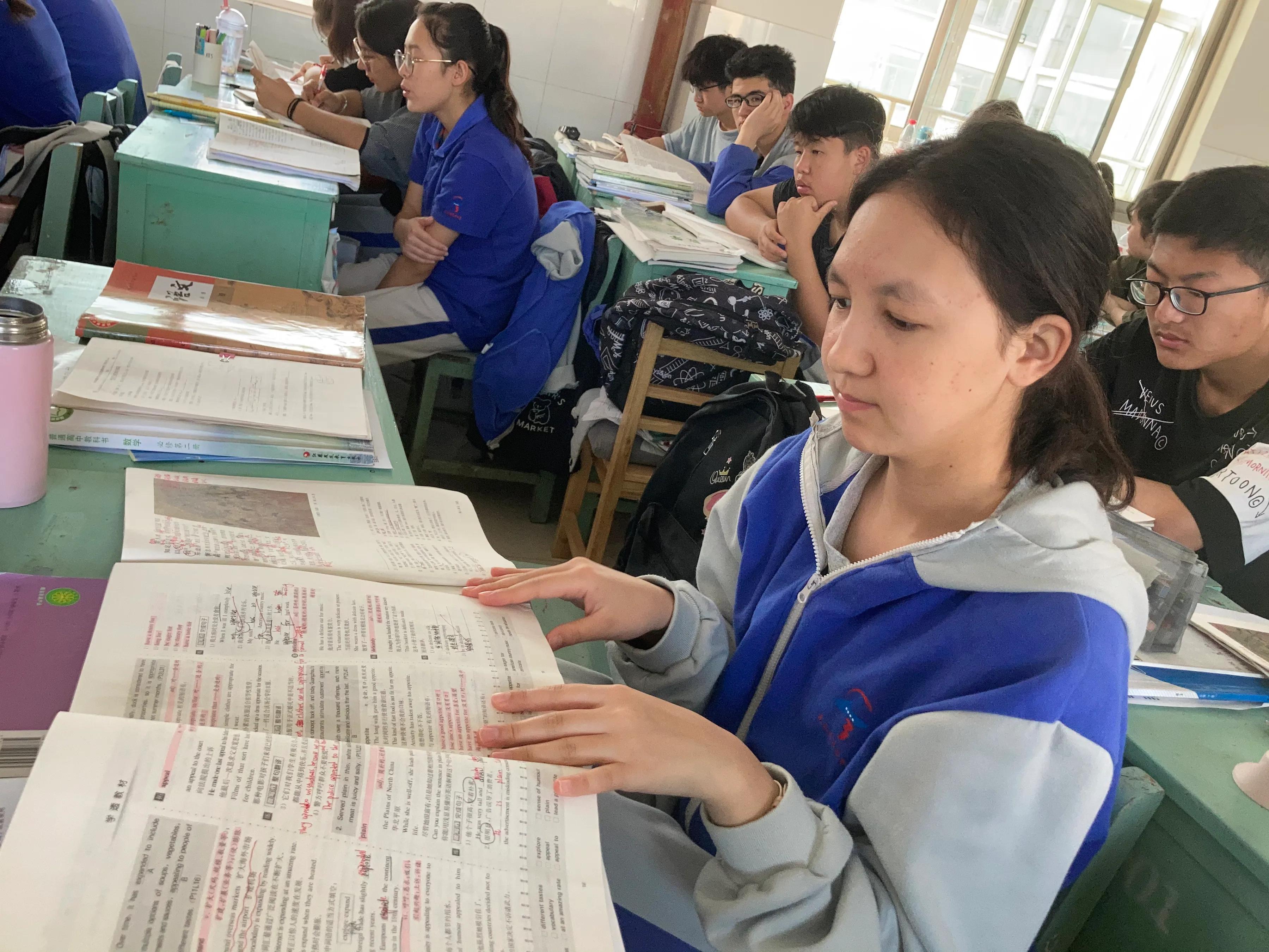 No.280（2021-05-25）争分夺秒疾驰看路有惊无险皮破肉露