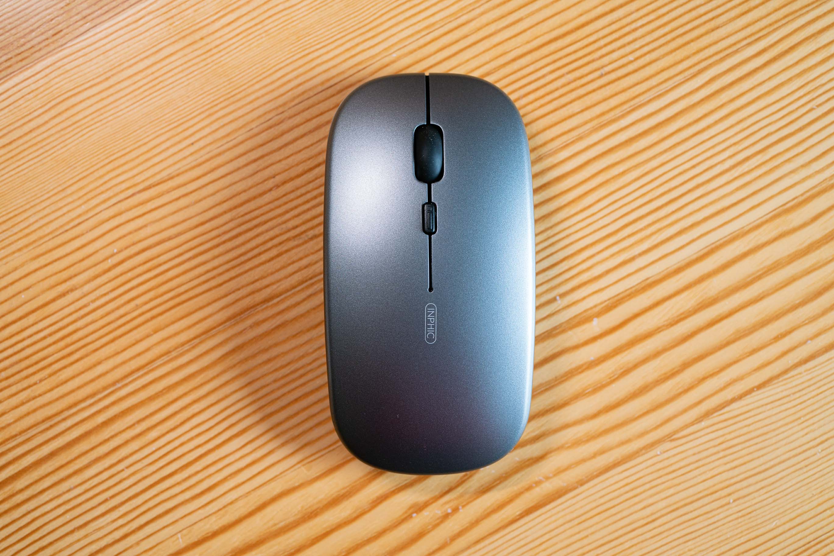 英菲克pm1无线鼠标怎么换电池,英菲克pm1双模鼠标怎么样