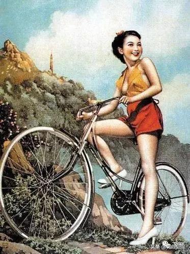 民国妇女“乳房解放”运动,阮玲玉试穿乳罩,名妓金雅玉裸体*行游**