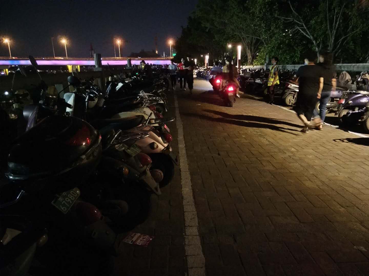 南宁市滨江公园野球场,南宁市滨江公园球场