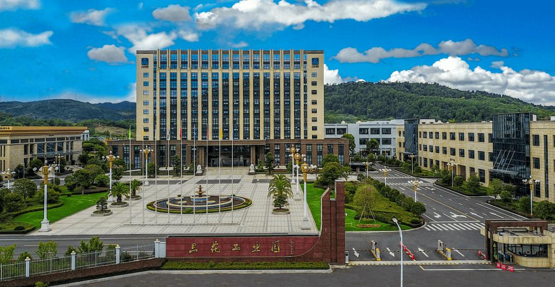 浙江新昌十大首富,浙江新昌县有多少家上市企业