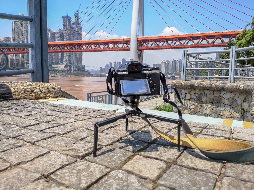 哪一款三脚架实用,如何选择合适的三脚架