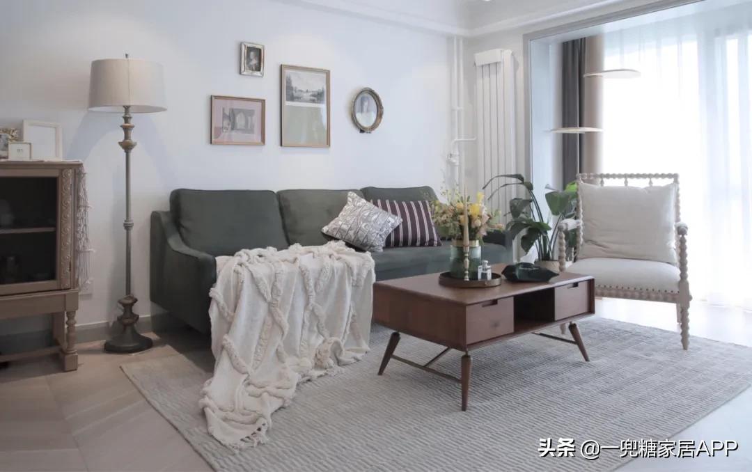 客厅既要装得好看又要装得实用,客厅装出高级感还省钱