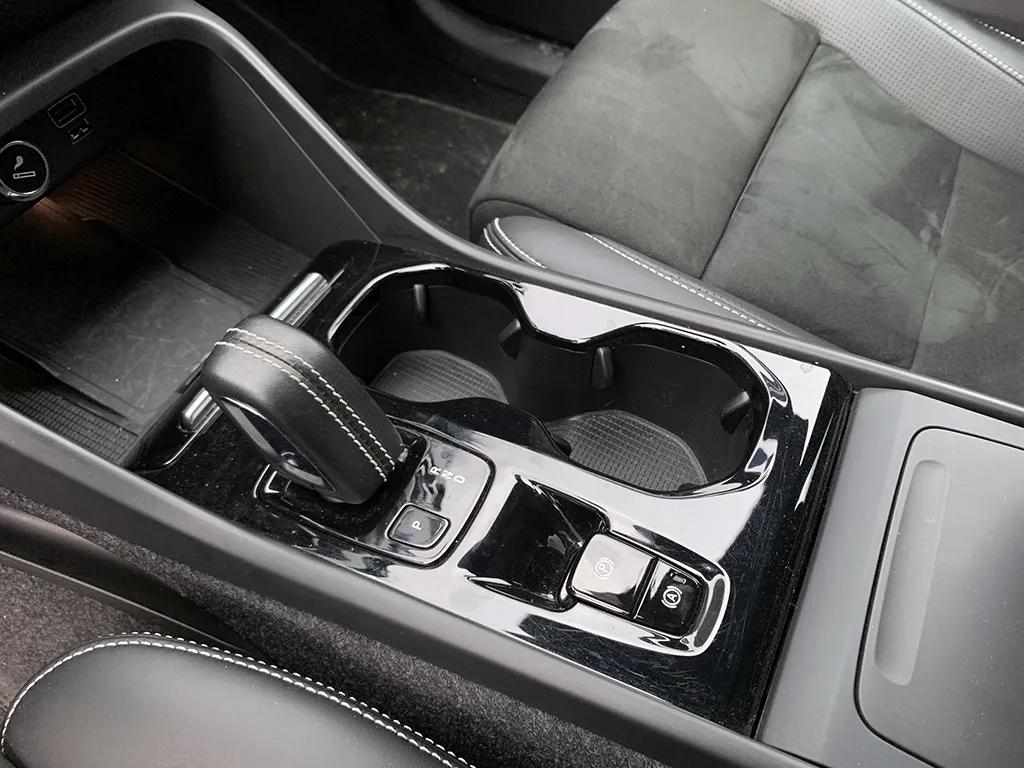 最新沃尔沃xc40试驾视频,深度试驾沃尔沃xc40最低配