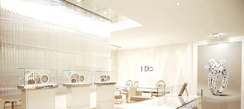 黄金戒指和钻石戒指,结婚戒指买黄金好还是钻石好