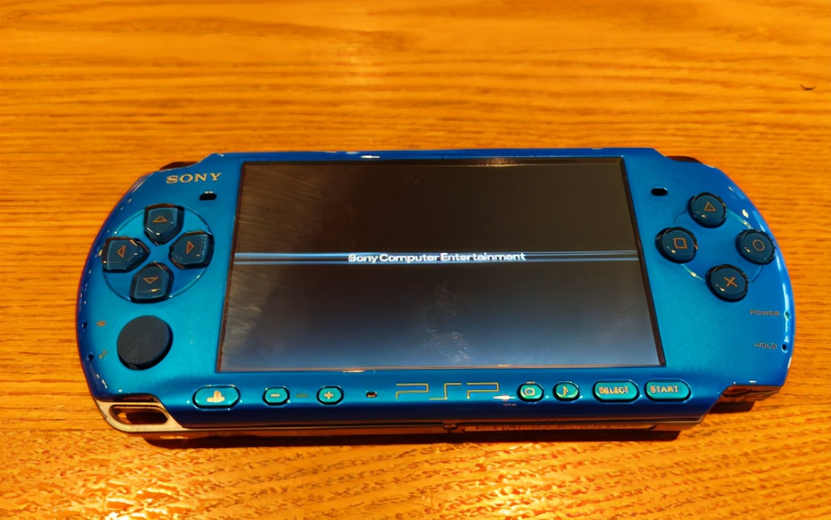 梦回17年前,索尼掌机psp可以玩哪款游戏