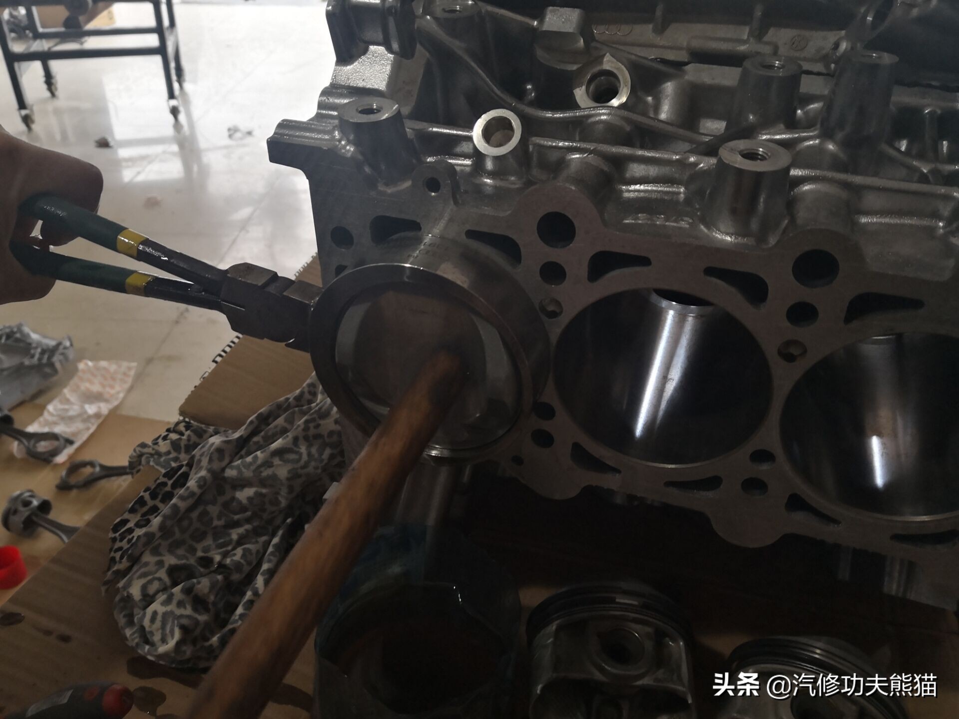 2020款保时捷卡宴s烧机油吗,保时捷卡宴免拆治理烧机油靠谱吗