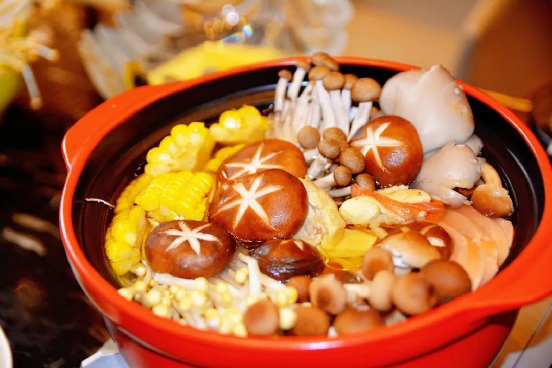 这家海鲜自助餐厅性价比超高,这家海鲜自助吃得太过瘾