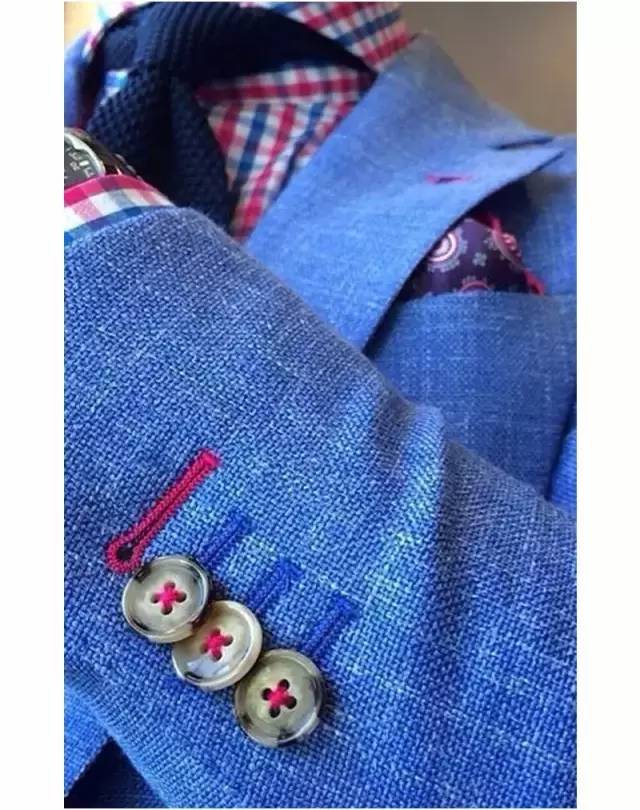 男人都需要一身合适的西装，怎样定制西装才能更加合身？