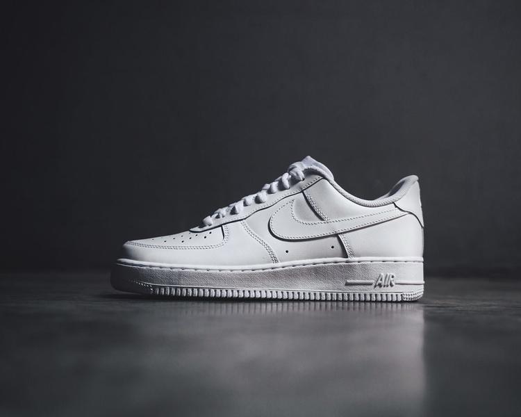 50年后，让你的孙子也穿上纯白AF1—日常吹AF1