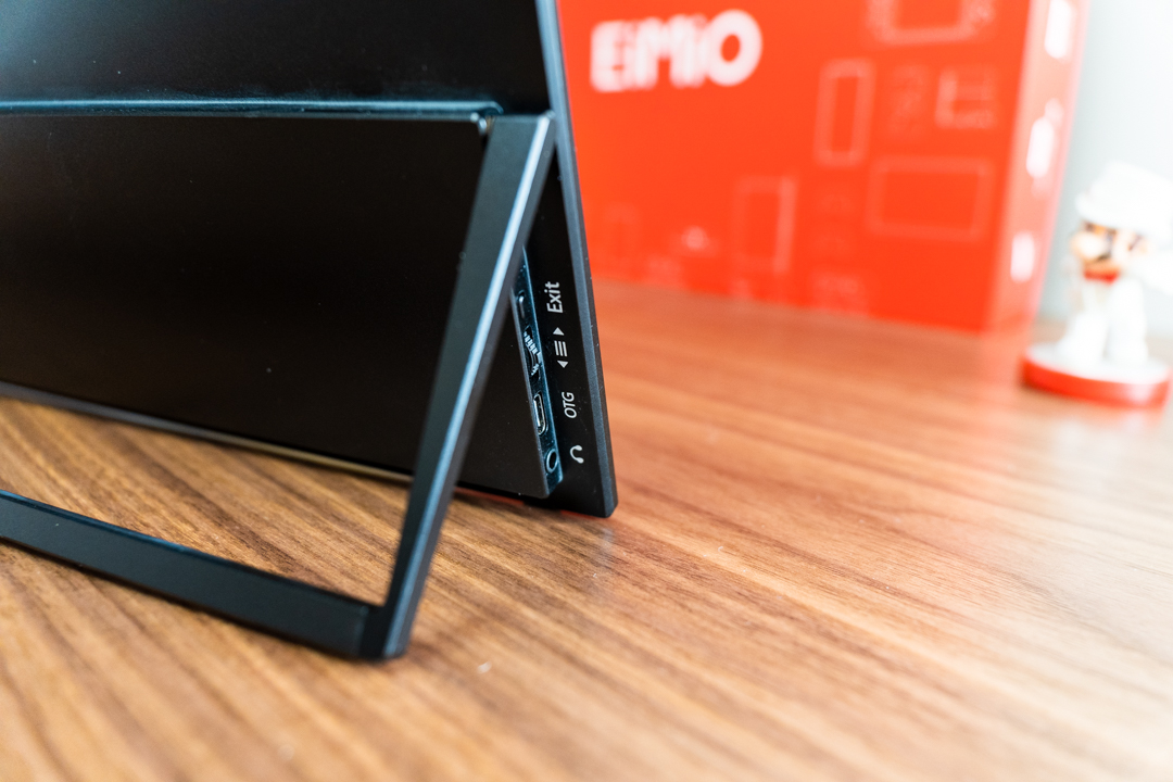 eimio便携显示器,eimio便携显示器m15b怎么充电