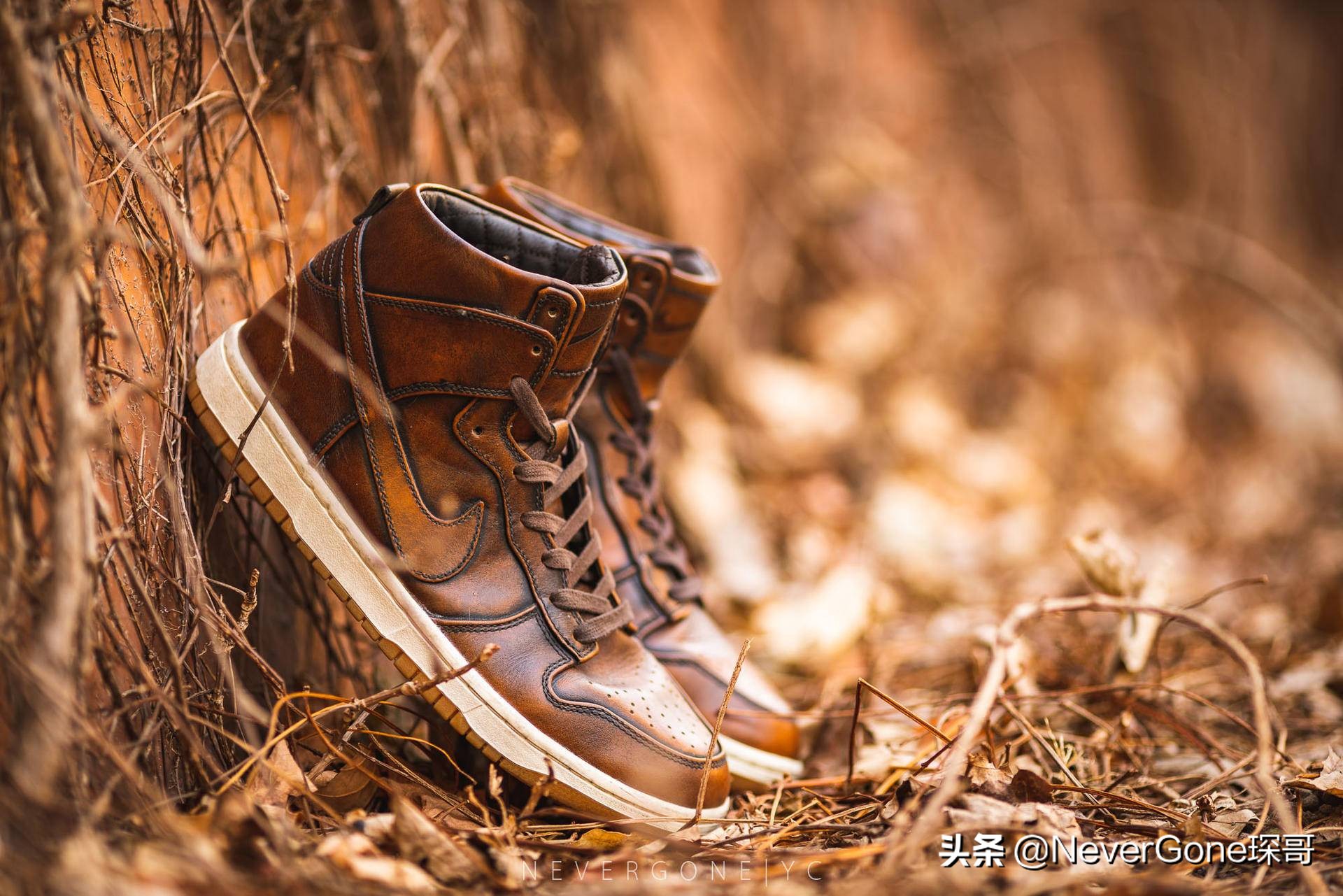 一双nike鞋子正面图,耐克复古工装鞋