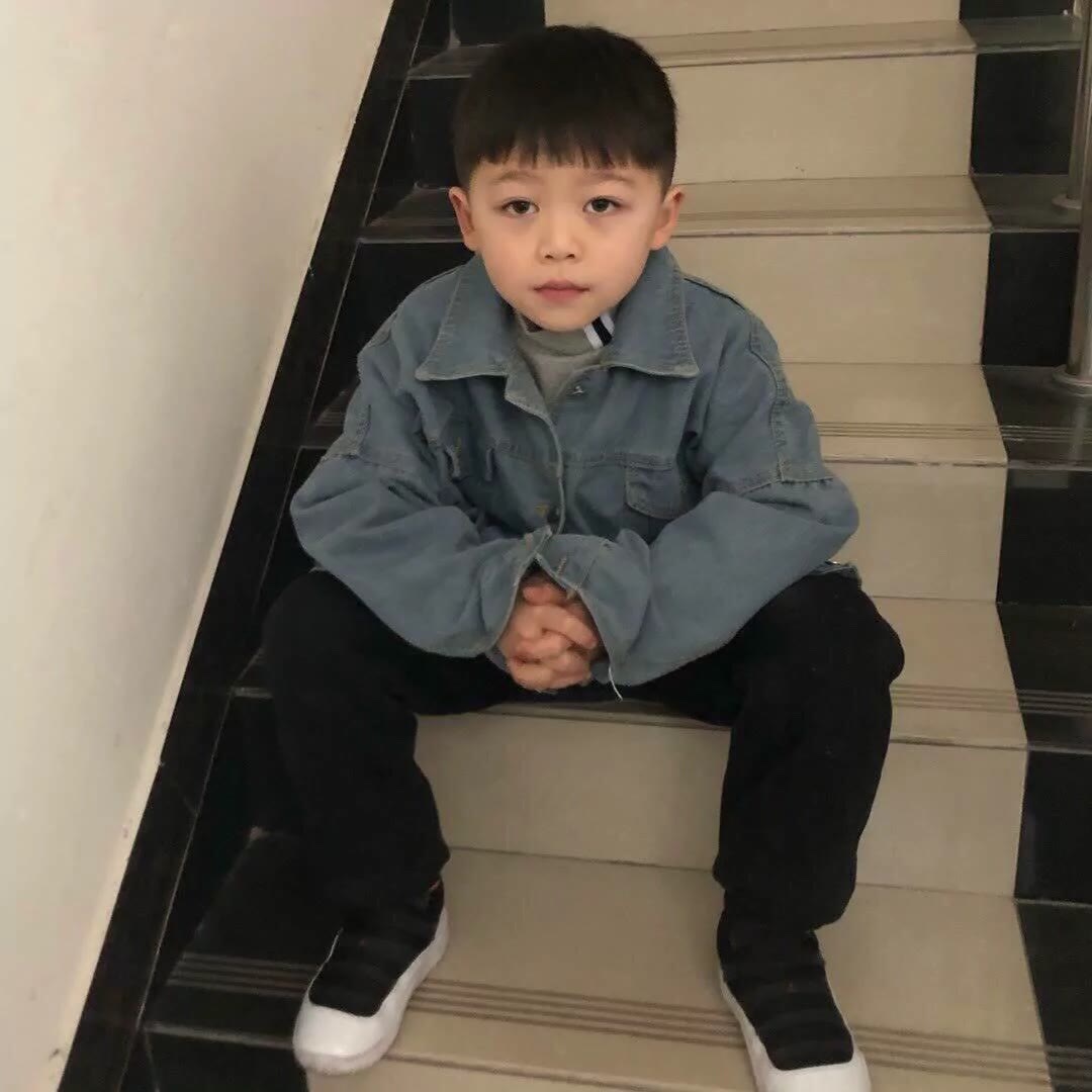 男生头像干净高级质感超酷,永久不换冷门的头像男生励志超酷