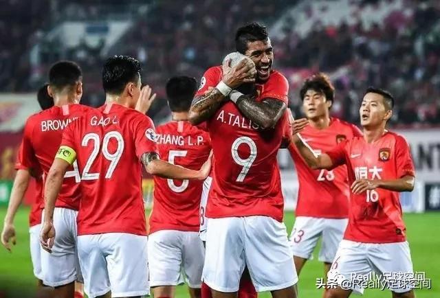 中国正在建设的专业足球场,8万人足球场造价