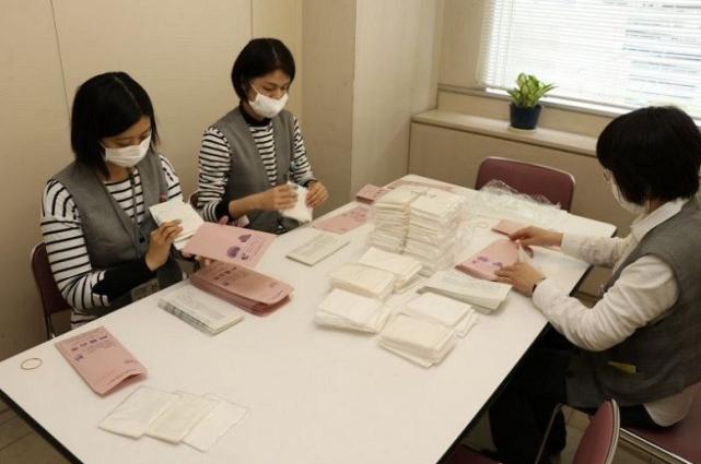 日本产口罩1包50个,日本新孕妇口罩