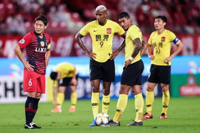 一年的冤屈在夺冠后释怀，你会给本赛季的恒大球员作出什么评价？