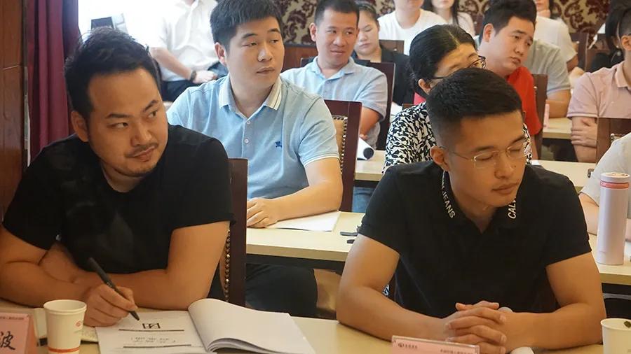 如何打造高绩效的卓越团队,高情商管理者打造高绩效团队