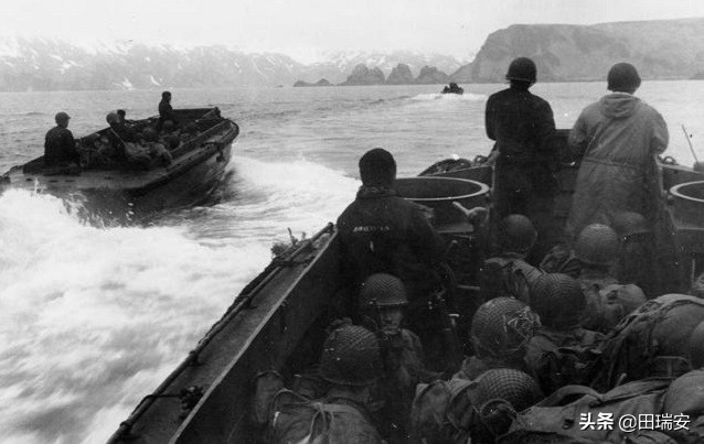哪一次战役催生了跳岛战术？美国领土上，疯狂的日军发起玉碎冲锋