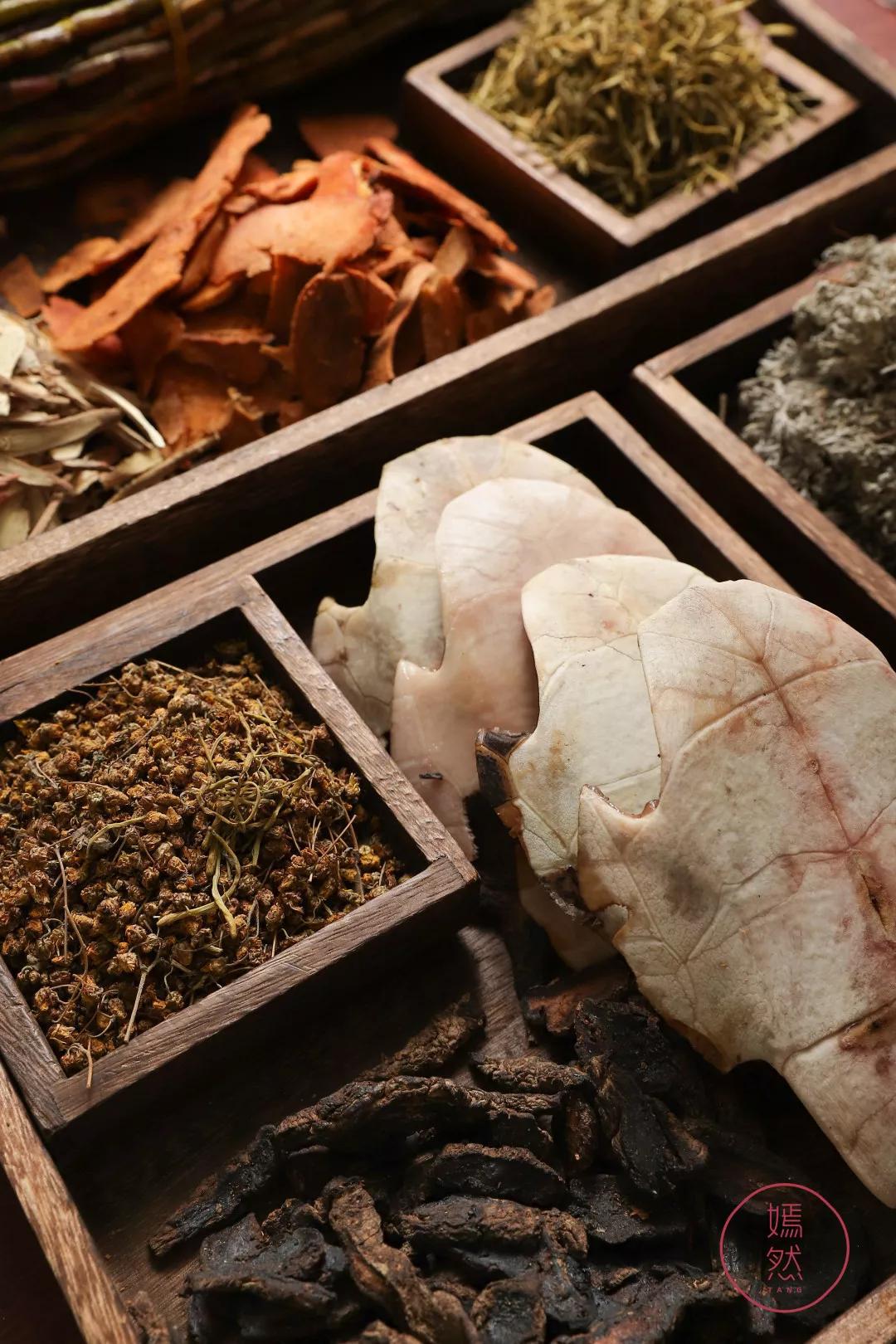 正宗龟苓膏老字号原味,真正的龟苓膏是苦的