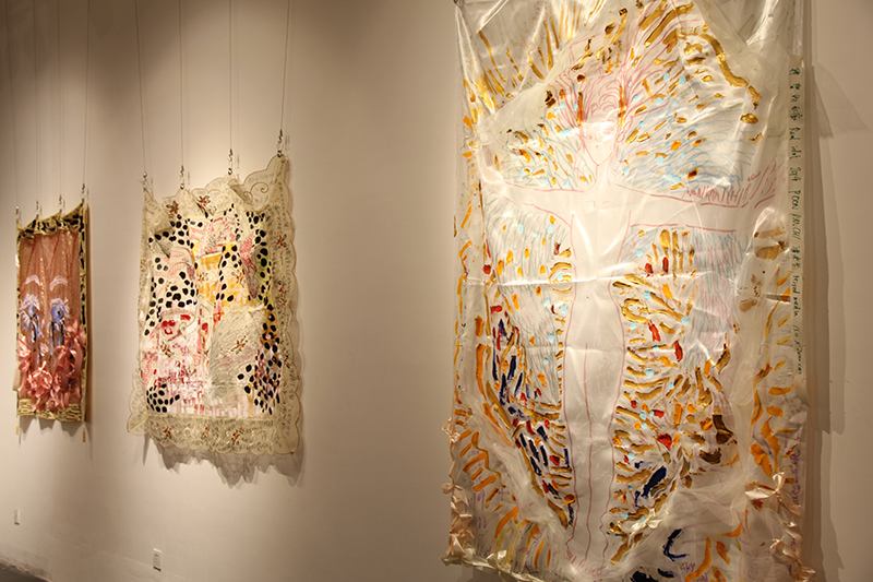 艺术家采访口吐芬芳,艺术家回顾个展