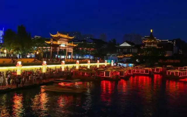 盘点国内最坑十大美食街,国内最踩坑的十条美食街