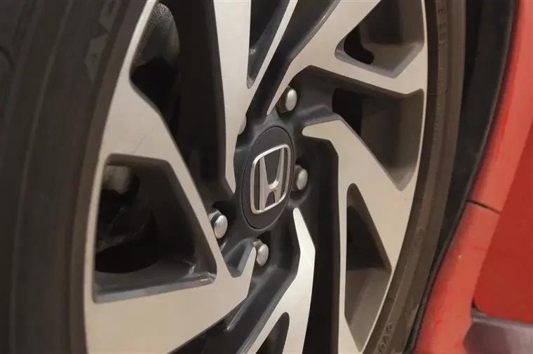 10万左右思域,10万买思域能买几年的