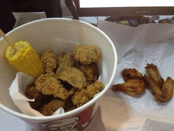 肯德基全家桶测评有什么,中美肯德基全家桶对比