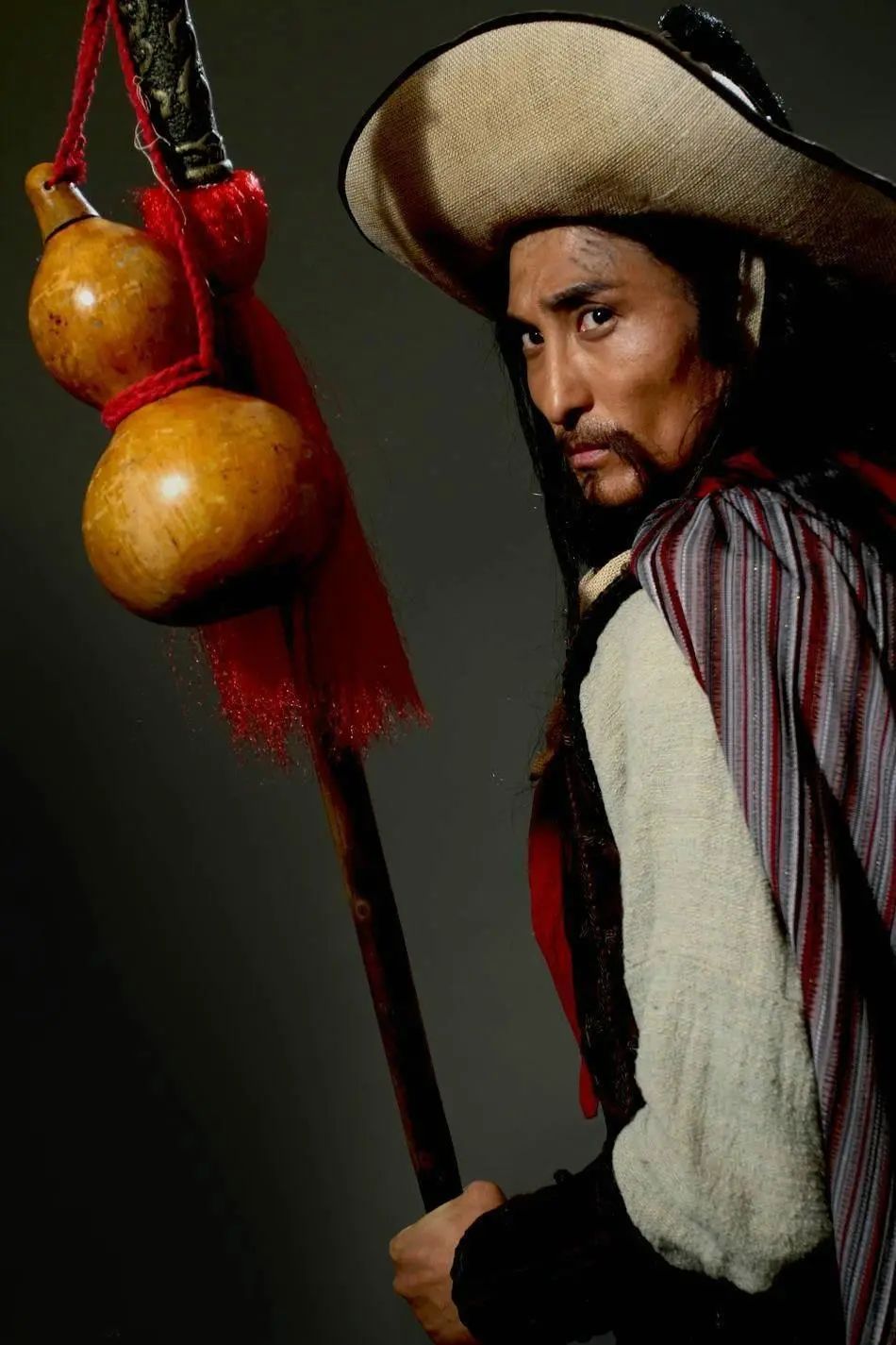 老婆被领导针对怎么劝她,老婆被领导批评怎么做