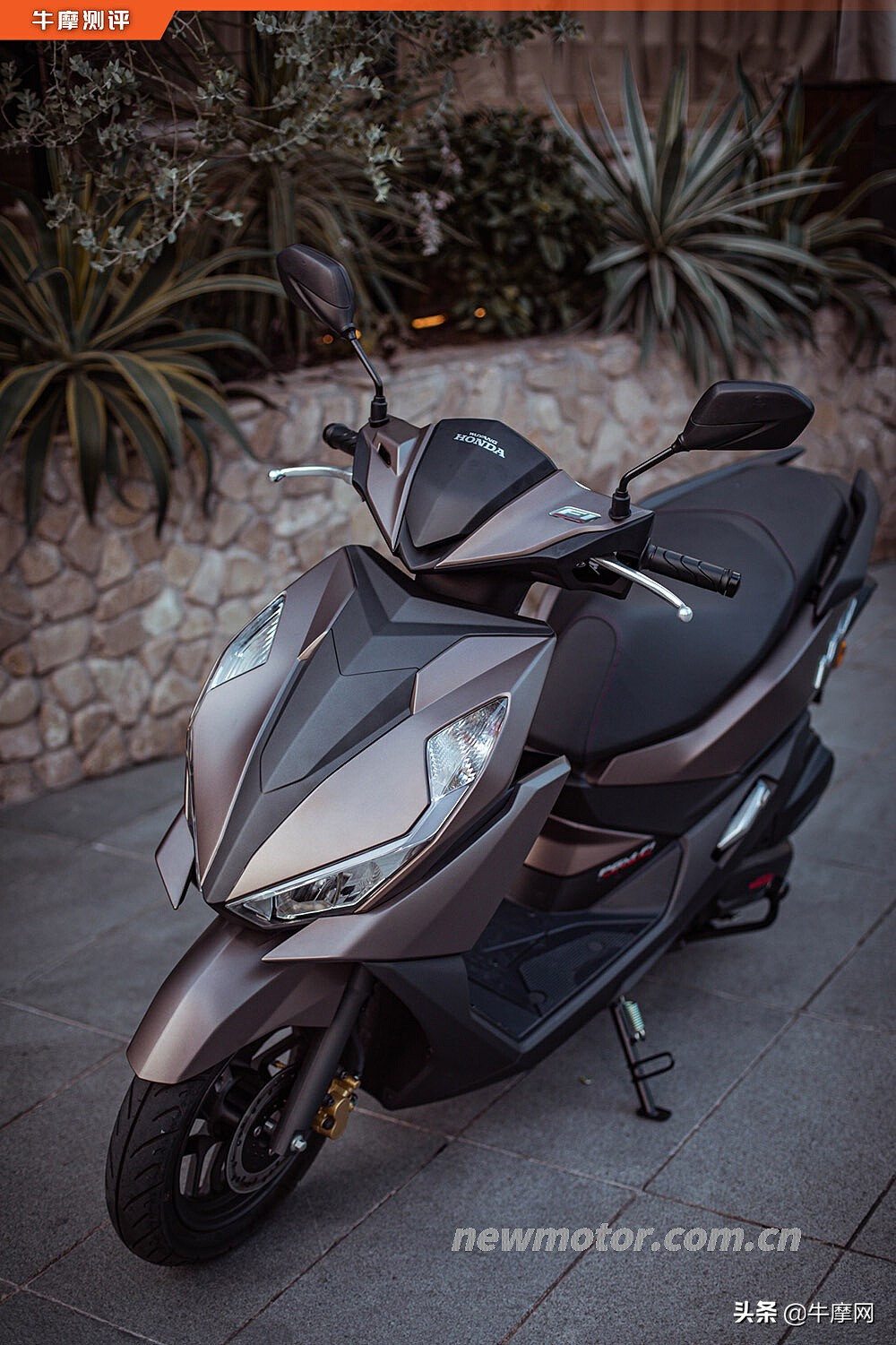 五羊本田nx125和雅马哈巧格哪个好,新款五羊本田nx125踏板车骑行感受