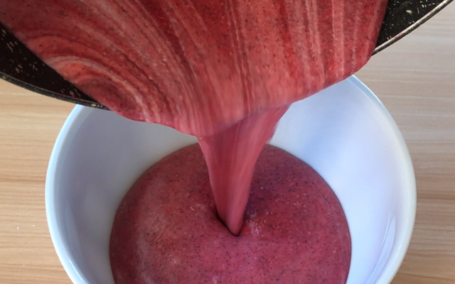 火龙果不要直接吃了简单易做,火龙果冰激淋怎么做